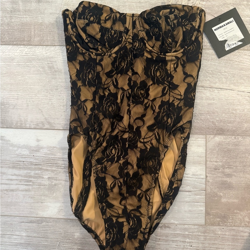 NORMA KAMALI
Mio Corset Strapless One-Piece Swimsuit Size XS NWT - Picture 3 of 6